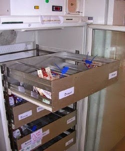 frigo de stockage des PSL d'un dépot de sang