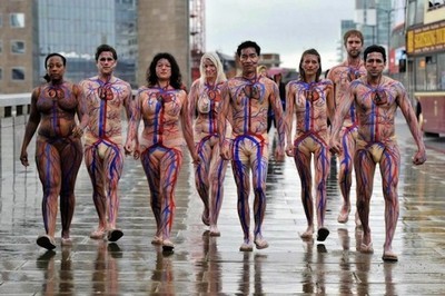 body-painting et le don du sang