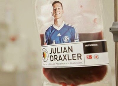 Affiche de la compagne du don de sang lors de la coupe du monde de football